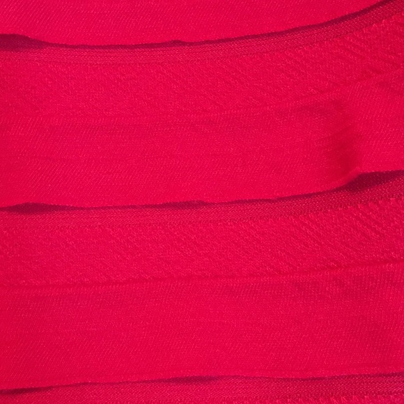 Max Studio bright pink scoop neck bodycon dress - Picture 2 of 8